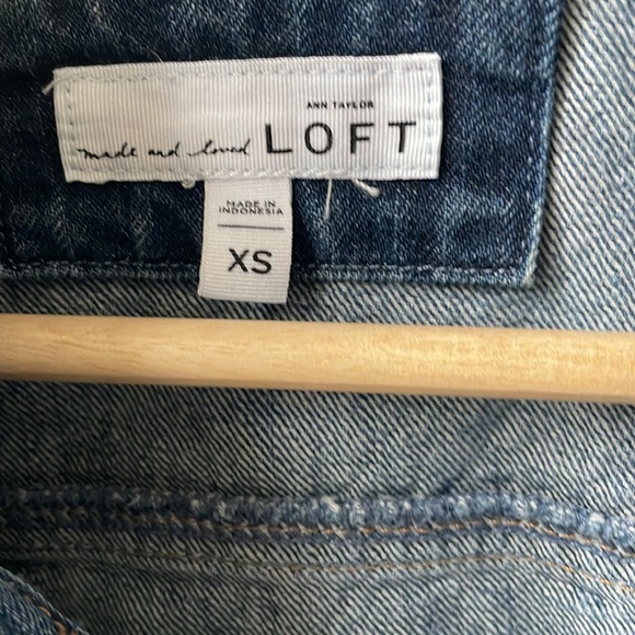 [Loft] Jean Jacket - Picture 2 of 4